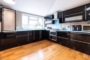 Kitchen/Diner- click for photo gallery